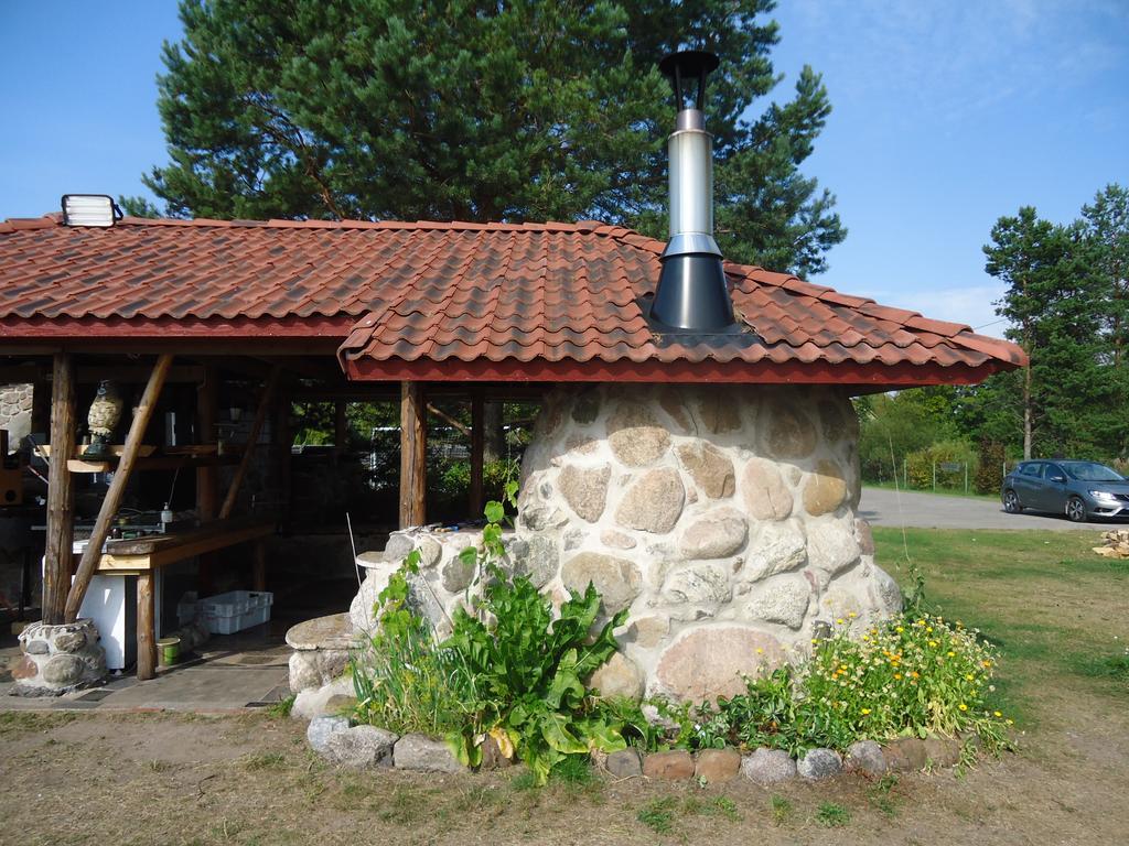 Paeevatalu Camping Hotel Vilusi Kültér fotó